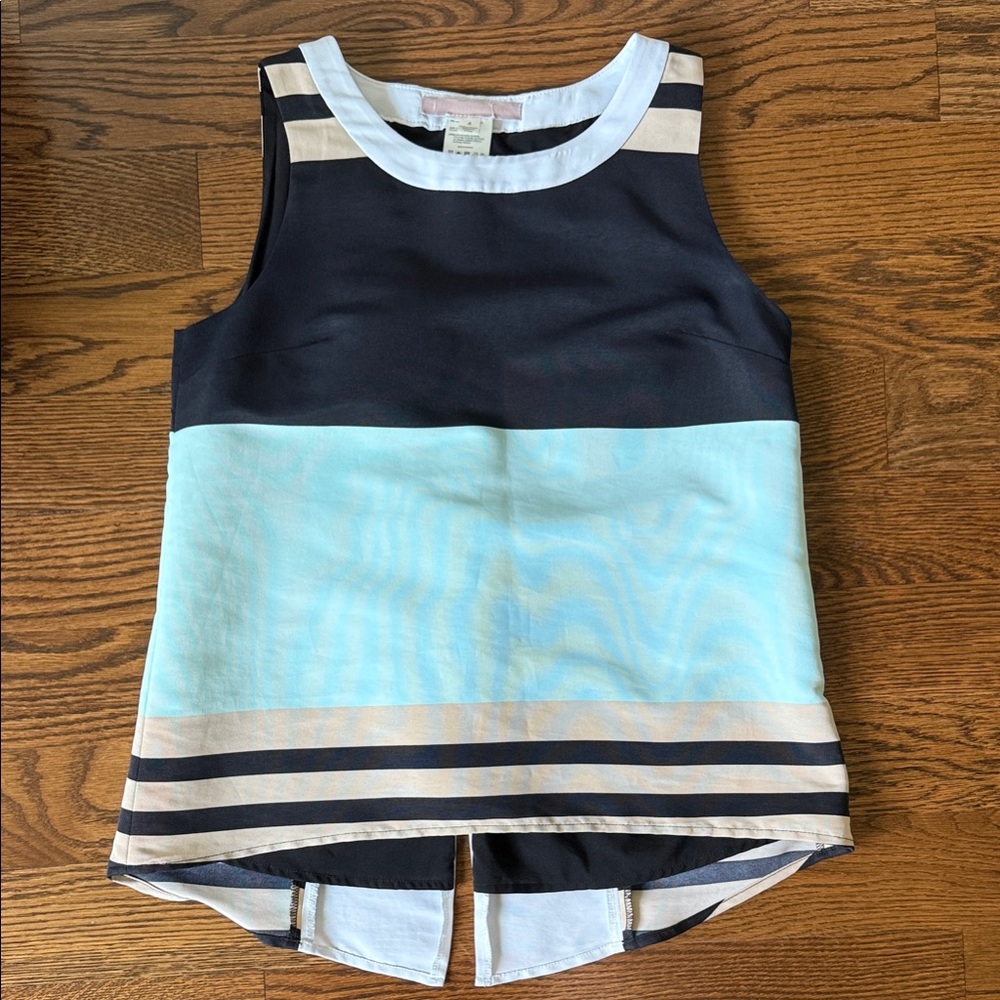 Stylish Sleeveless Top - Navy and Light Blue